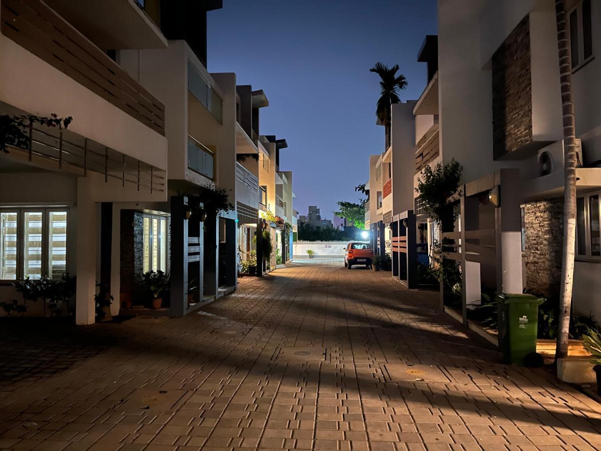 Hotel Avuraa Hospitality India Madrás Exterior foto